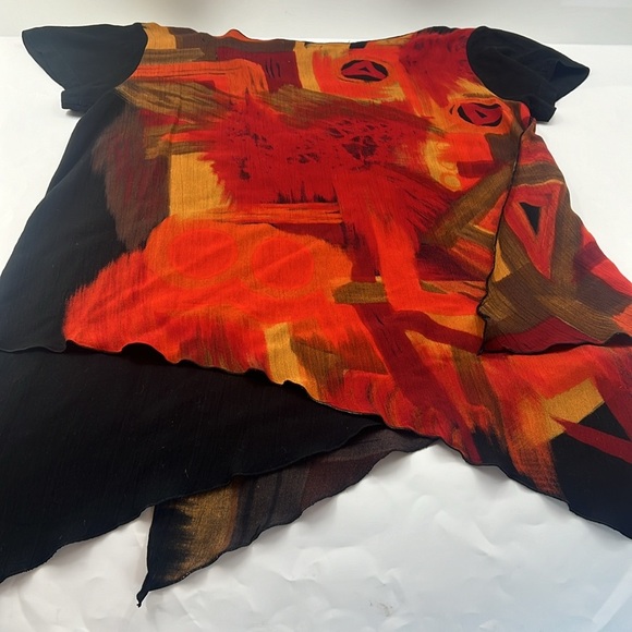 Paradiso Print Tunic With Asymmetric Hem - Picture 10 of 14